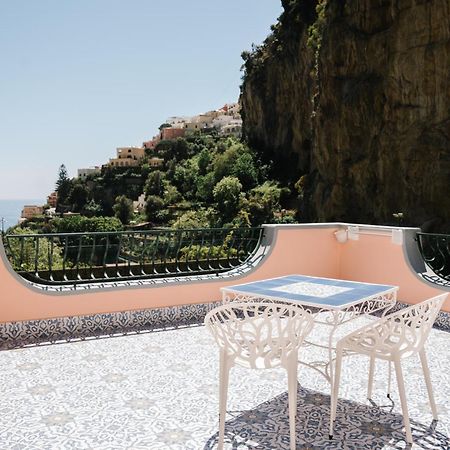 Dormidame Acomodação com café da manhã Positano Exterior foto