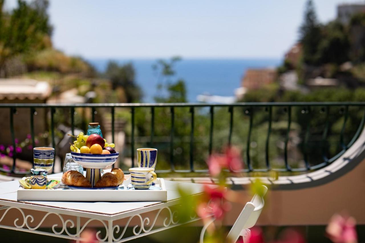 Dormidame Acomodação com café da manhã Positano Exterior foto