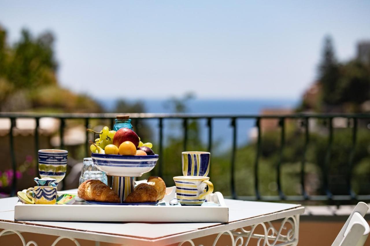Dormidame Acomodação com café da manhã Positano Exterior foto