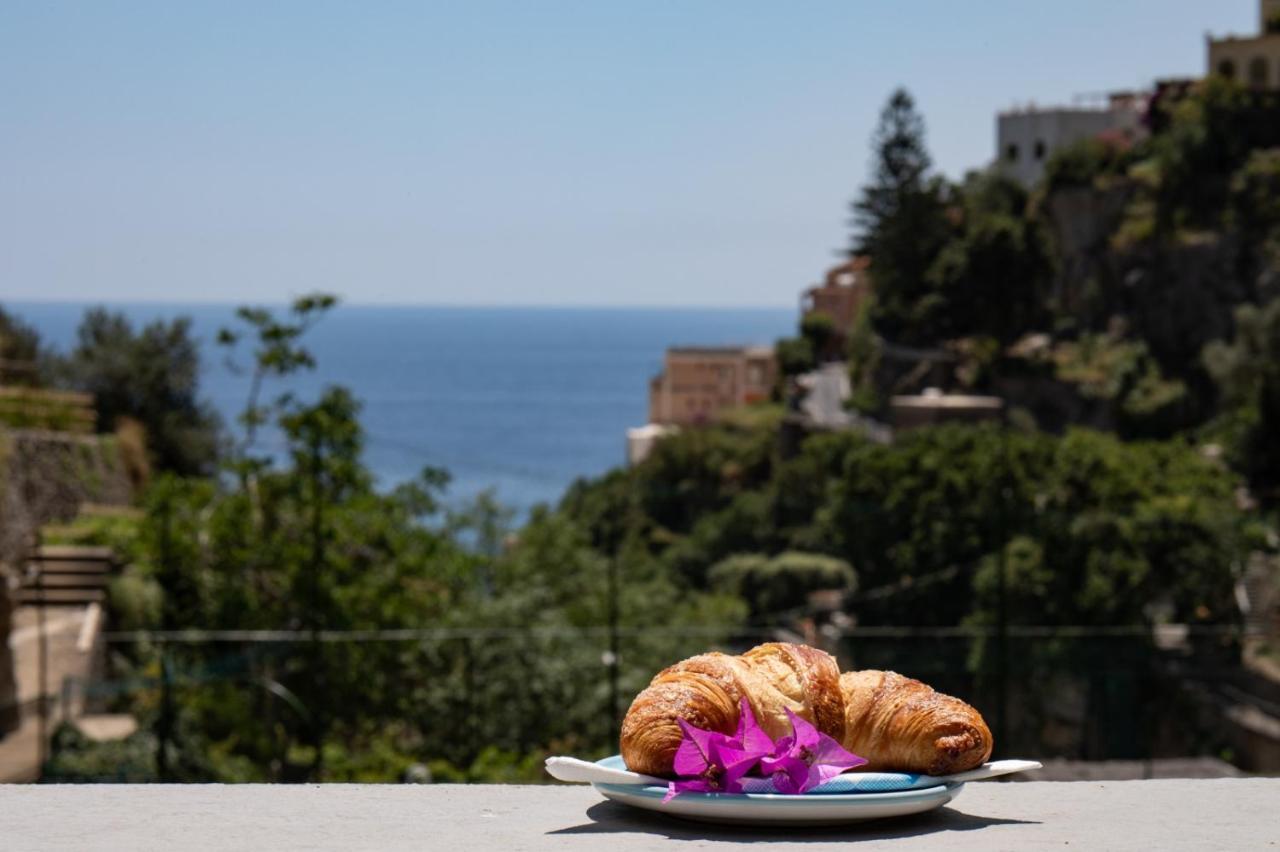 Dormidame Acomodação com café da manhã Positano Exterior foto