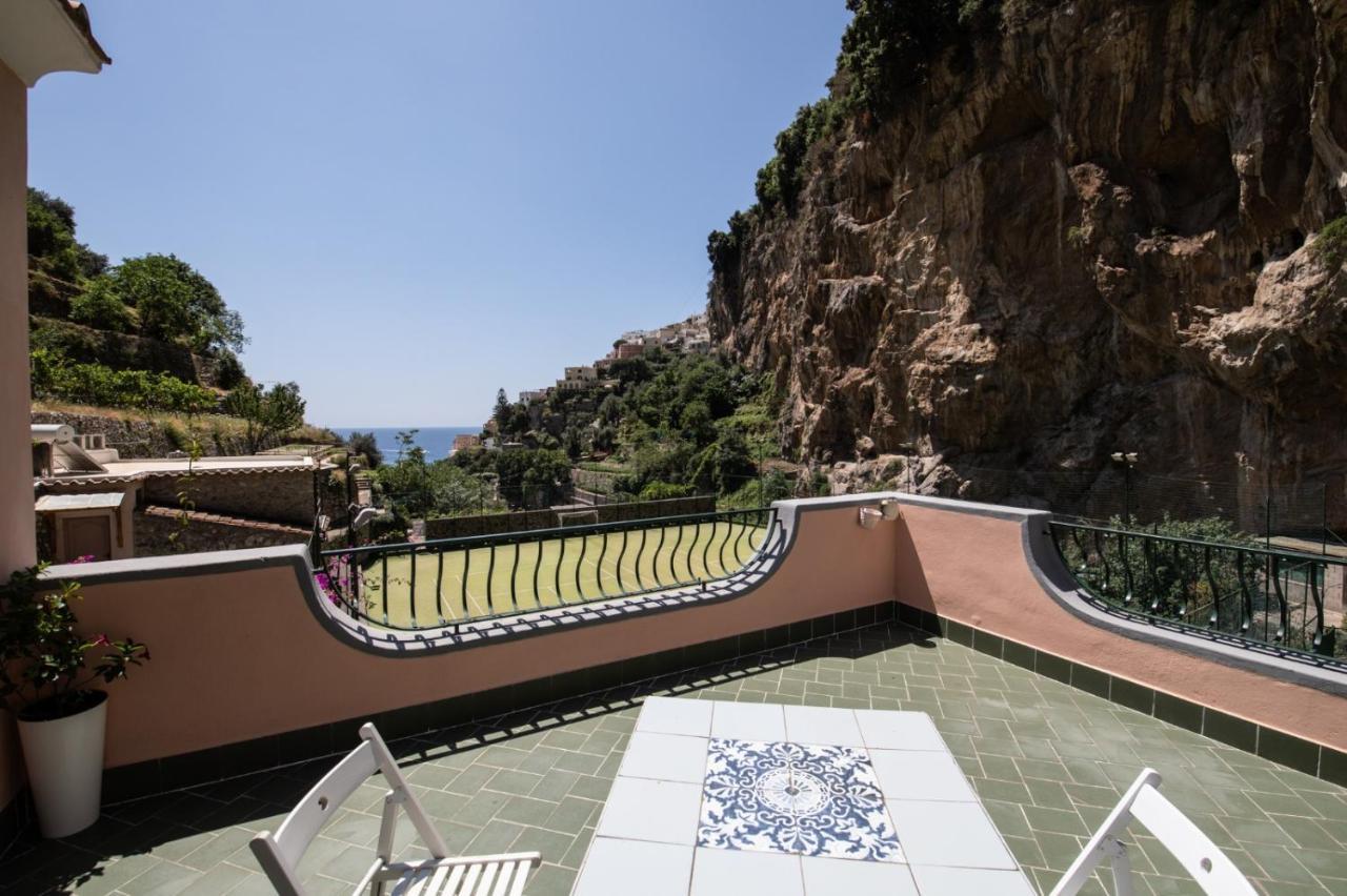 Dormidame Acomodação com café da manhã Positano Exterior foto