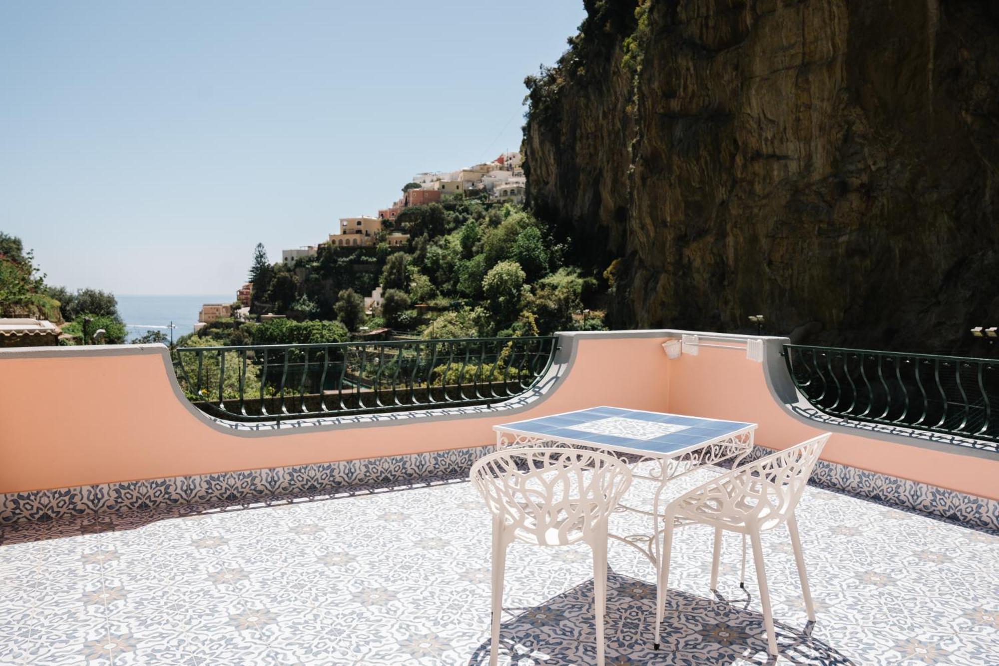 Dormidame Acomodação com café da manhã Positano Exterior foto